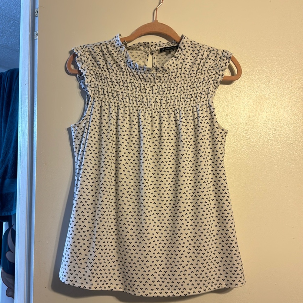 Sleeveless Blouse